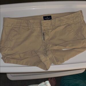American Eagle Outfitters Tan Cargo Shorts Casual Style